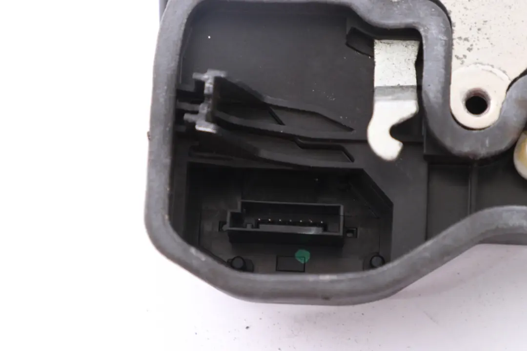 Cierre Sistema Trasero Izquierdo para BMW E87 E60 E61 E90 E91 con número de pieza 7154629 BMW E87 E60 E61 E90 E91 Cierre Sistema Trasero Izquierdo - SKU 7154629 - Número de pieza 7154629