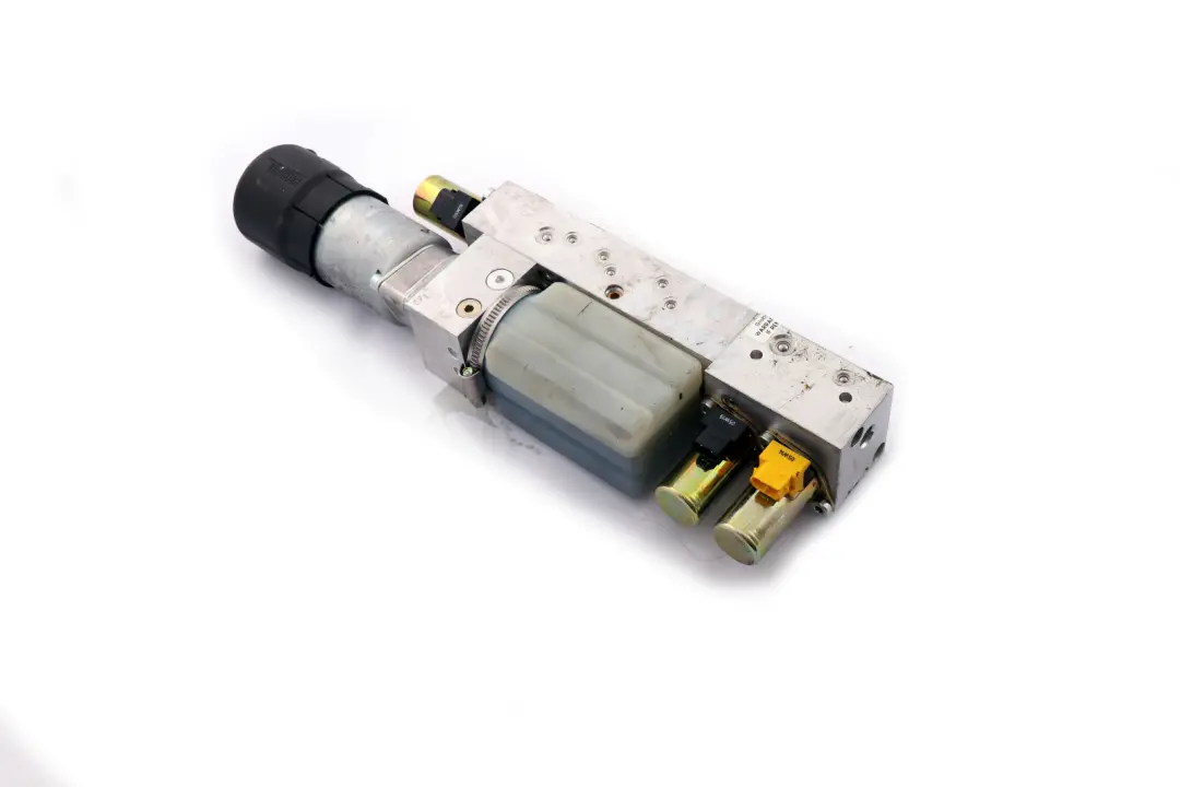 BMW E64 Convertible Folding Top Roof Hydraulic Unit Motor Pump - SKU 7154648 - Part number 7154648