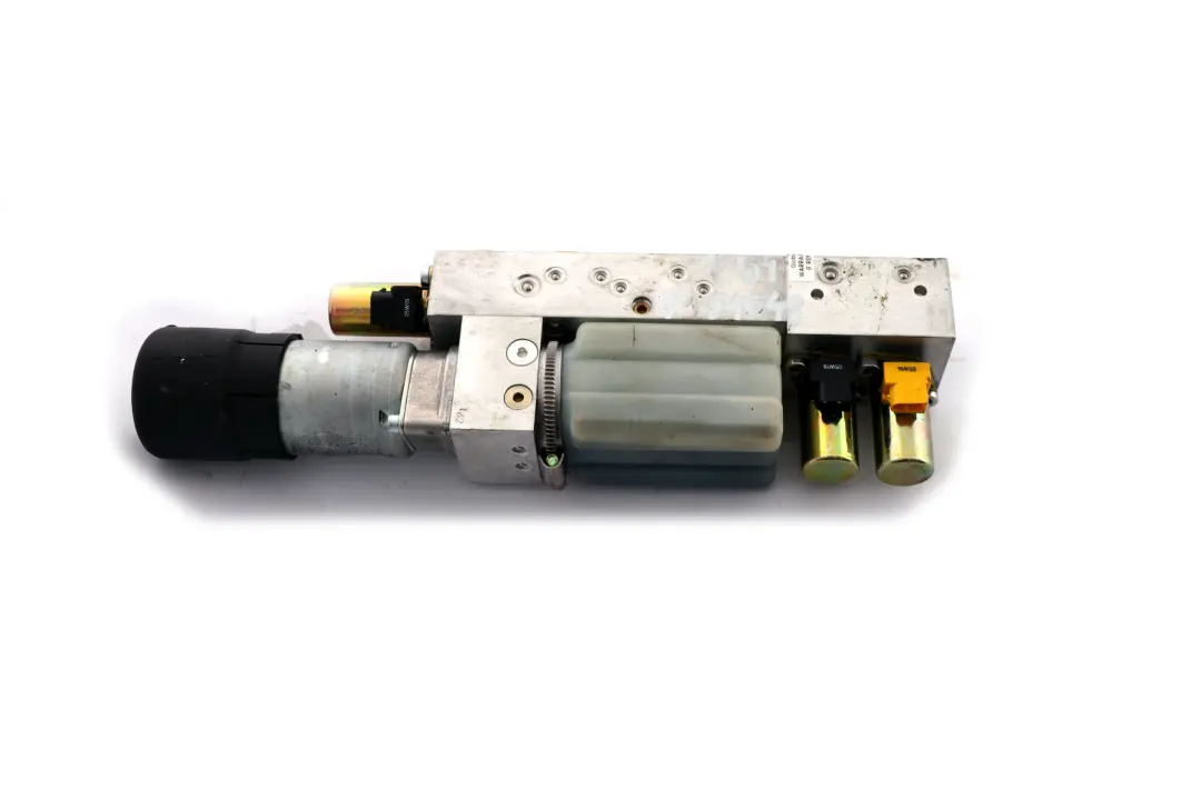 BMW E64 Pompa Hydraulika Dachu Składanego - SKU 7154648 - Numer Części 7154648