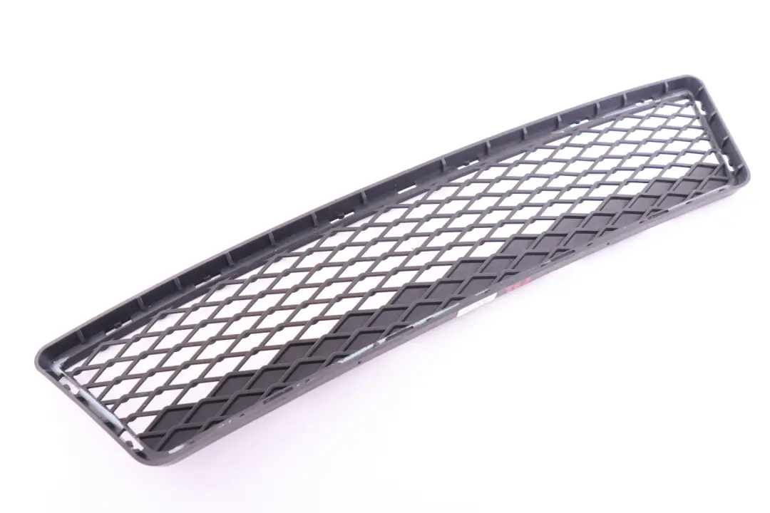 Frontstoßstange Mittelgitter Zierleiste Entlüftung für BMW E92 E93 mit Teilenummer 7154714 BMW E92 E93 Frontstoßstange Mittelgitter Zierleiste Entlüftung - SKU 7154714 - Teilenummer 7154714