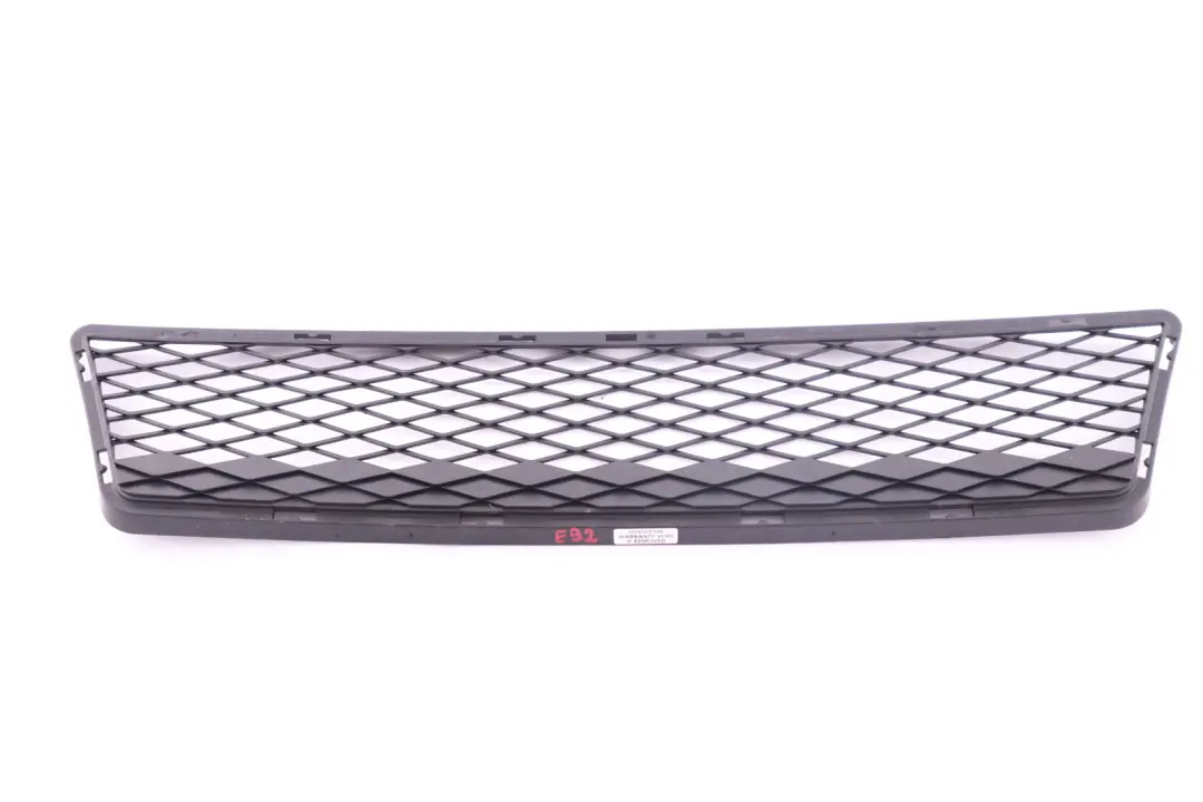 Frontstoßstange Mittelgitter Zierleiste Entlüftung für BMW E92 E93 mit Teilenummer 7154714 BMW E92 E93 Frontstoßstange Mittelgitter Zierleiste Entlüftung - SKU 7154714 - Teilenummer 7154714