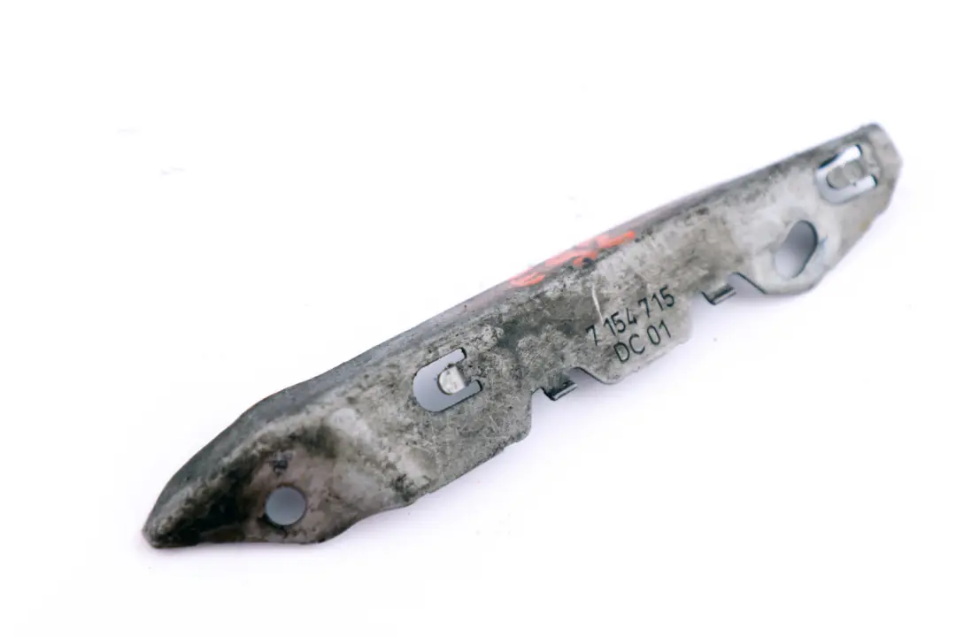 Insert Supporto Montaggio Paraurti Anteriore Sinistra N/S per BMW E92 E93 con numero di parte 7154715 BMW E92 E93 Insert Supporto Montaggio Paraurti Anteriore Sinistra N/S - SKU 7154715 - Numero di parte 7154715