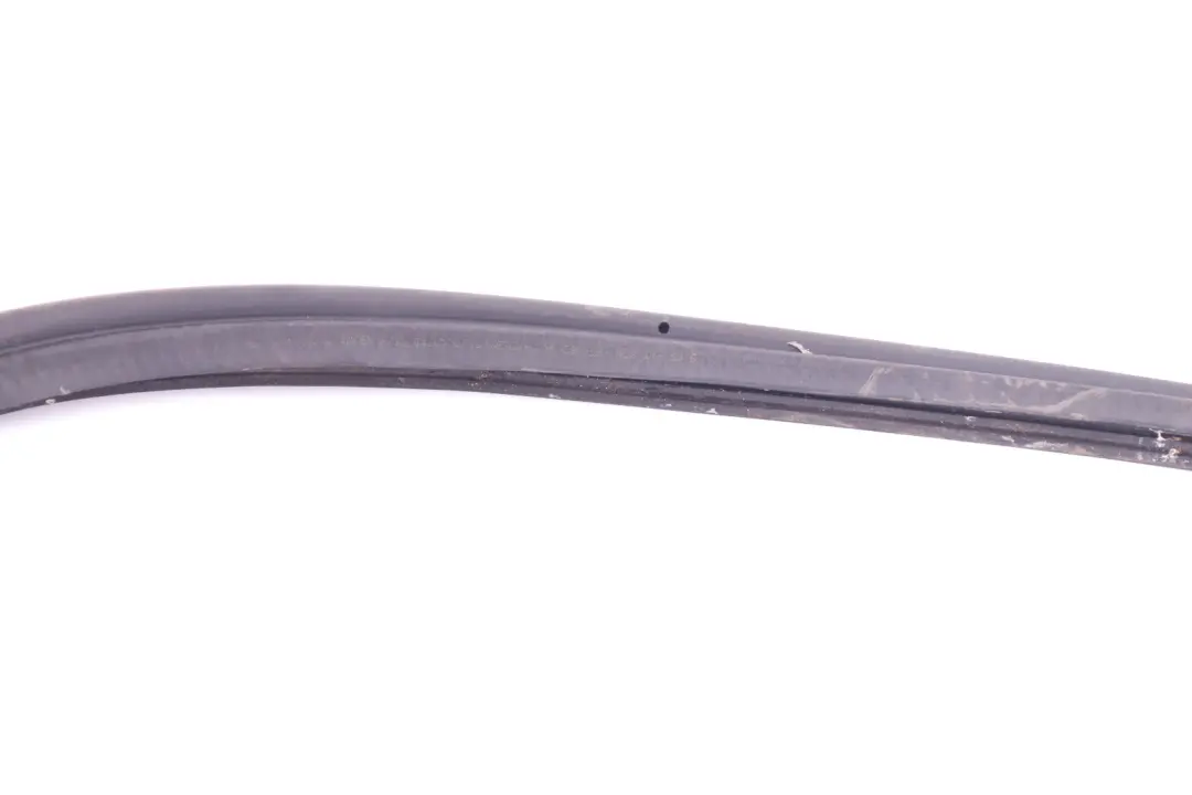 E93N LCI Junta De Sellado Techo Abatible para BMW E93 con número de pieza 7155749 BMW E93 E93N LCI Junta De Sellado Techo Abatible - SKU 7155749 - Número de pieza 7155749