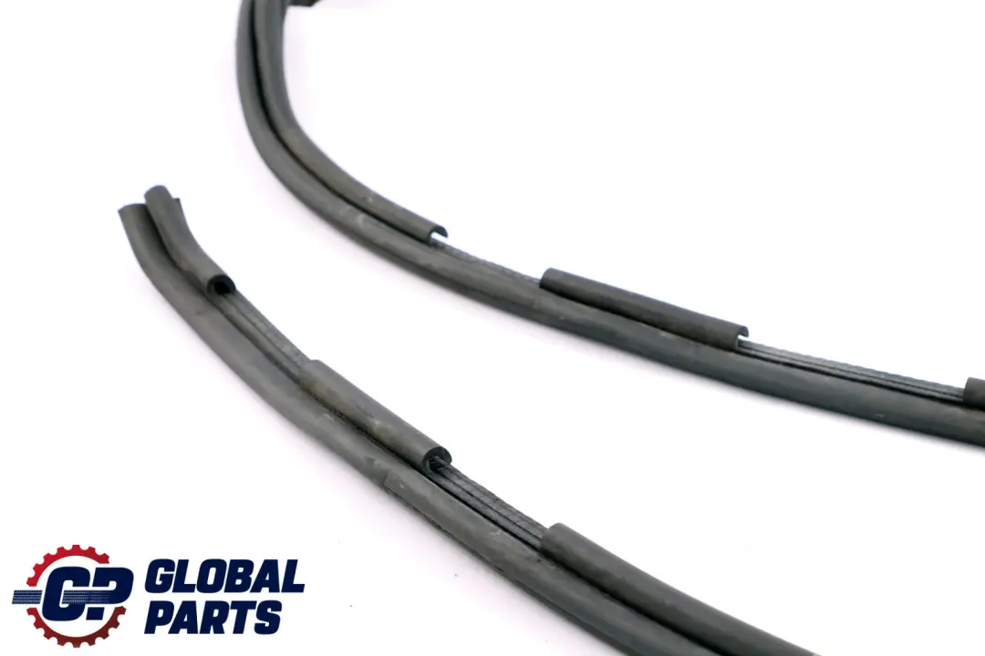 Boot Trunk Lid Tailgate Sealing Gasket Seal to Mini Cabrio R52 with Part number 7156337 Mini Cabrio R52 Boot Trunk Lid Tailgate Sealing Gasket Seal - SKU 7156337 - Part number 7156337