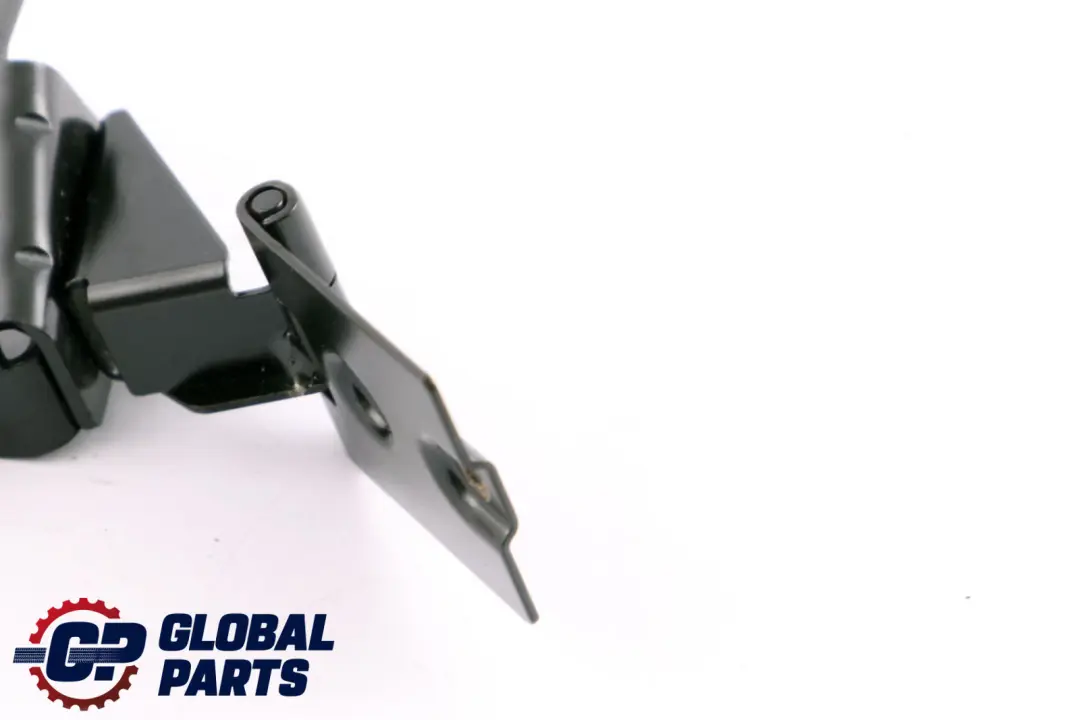 Bracket Left N/S Trim Luggage to BMW 5 Series E61 E61N LCI with Part number 7156513 BMW 5 Series E61 E61N LCI Bracket Left N/S Trim Luggage - SKU 7156513 - Part number 7156513