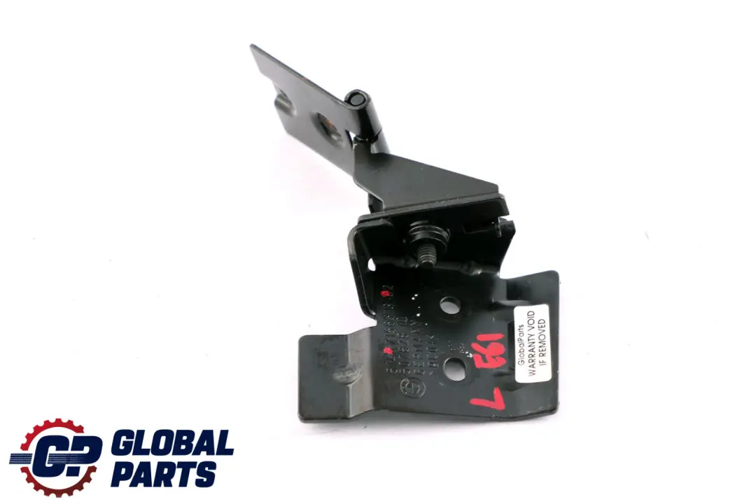 Bracket Left N/S Trim Luggage to BMW 5 Series E61 E61N LCI with Part number 7156513 BMW 5 Series E61 E61N LCI Bracket Left N/S Trim Luggage - SKU 7156513 - Part number 7156513