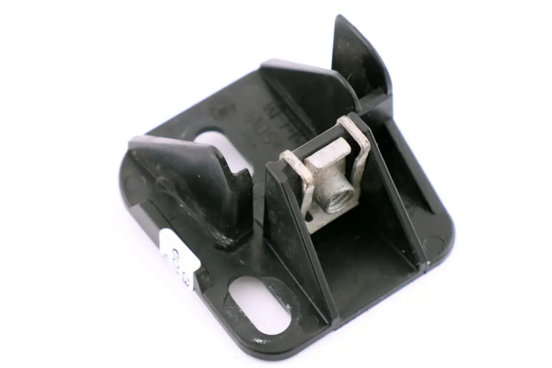 Support Scheinwerferarm Droite 5111 pour BMW 3 E90 LCI E92 E93 à propos du numéro de pièce 7156554 BMW 3 E90 LCI E92 E93 Support Scheinwerferarm Droite 5111 - SKU 7156554-1 - Numéro de pièce 7156554