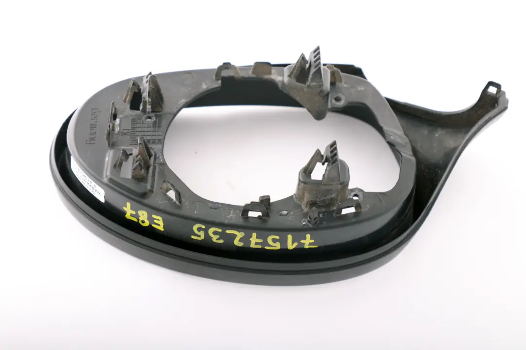 Anello Supporto Alloggiamento Retrovisore Sinistro per BMW E81 E82 E87 E88 con numero di parte 7157235 BMW E81 E82 E87 E88 Anello Supporto Alloggiamento Retrovisore Sinistro - SKU 7157235 - Numero di parte 7157235