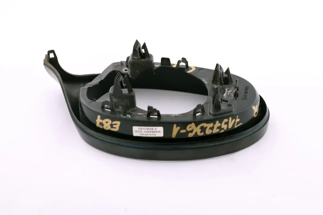 Osłona Obudowa Lusterka Prawa do BMW E81 E82 E87 E88 o numerze 7157236 BMW E81 E82 E87 E88 Osłona Obudowa Lusterka Prawa - SKU 7157236-1 - Numer Części 7157236