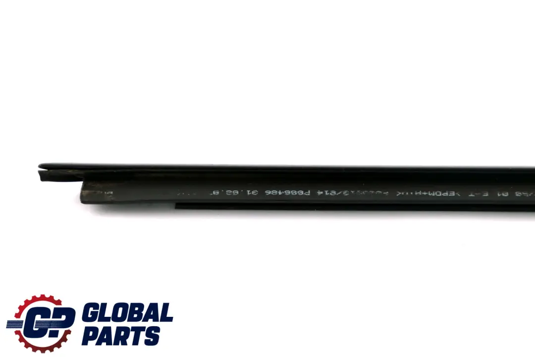 Listwa Uszczelka Drzwi Lewy Przód do BMW E92 E93 o numerze 7157251 BMW E92 E93 Listwa Uszczelka Drzwi Lewy Przód - SKU 7157251 - Numer Części 7157251