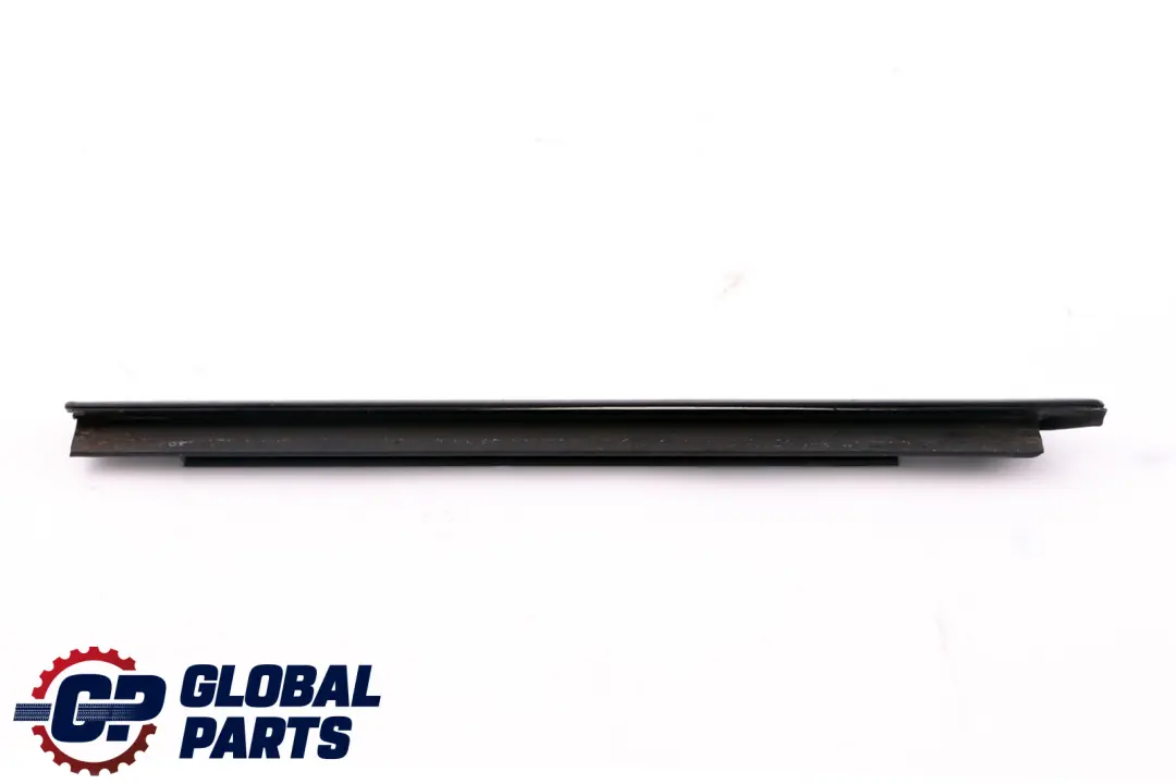 Front Right Door O/S Outer Weatherstrip Strip Trim Cover to BMW E92 E93 with Part number 7157252 BMW E92 E93 Front Right Door O/S Outer Weatherstrip Strip Trim Cover - SKU 7157252 - Part number 7157252