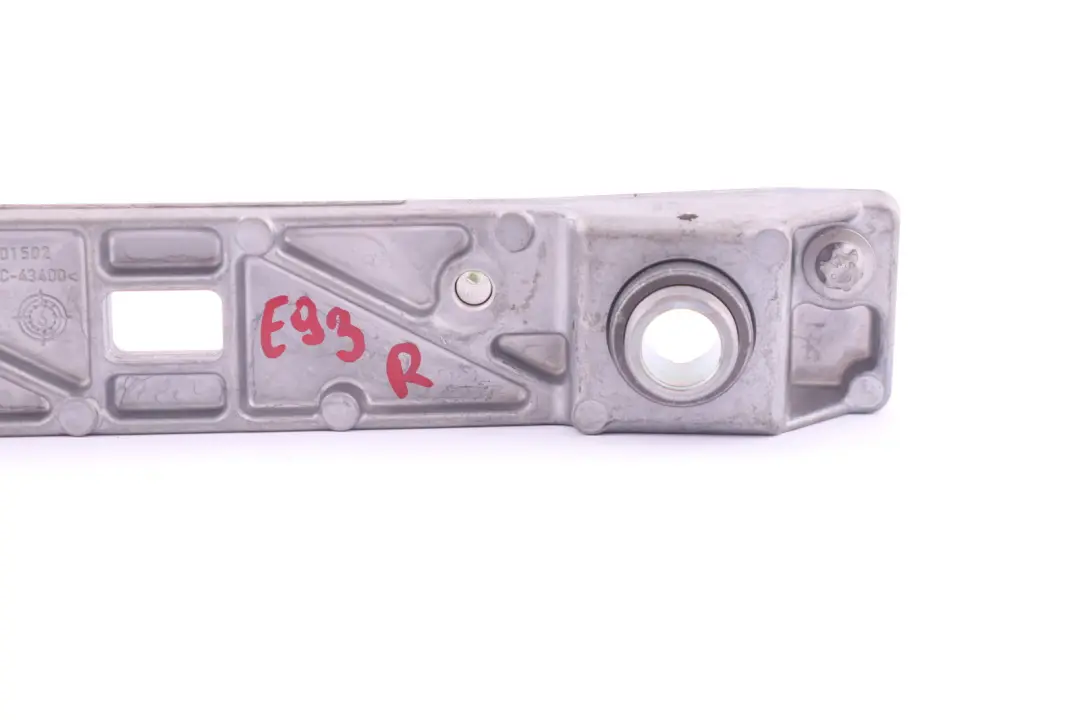 E93N Cabrio Schiebedachhalterung Console Cuscinetto Principale Dx per BMW E93 con numero di parte 7157264 BMW E93 E93N Cabrio Schiebedachhalterung Console Cuscinetto Principale Dx - SKU 7157264 - Numero di parte 7157264