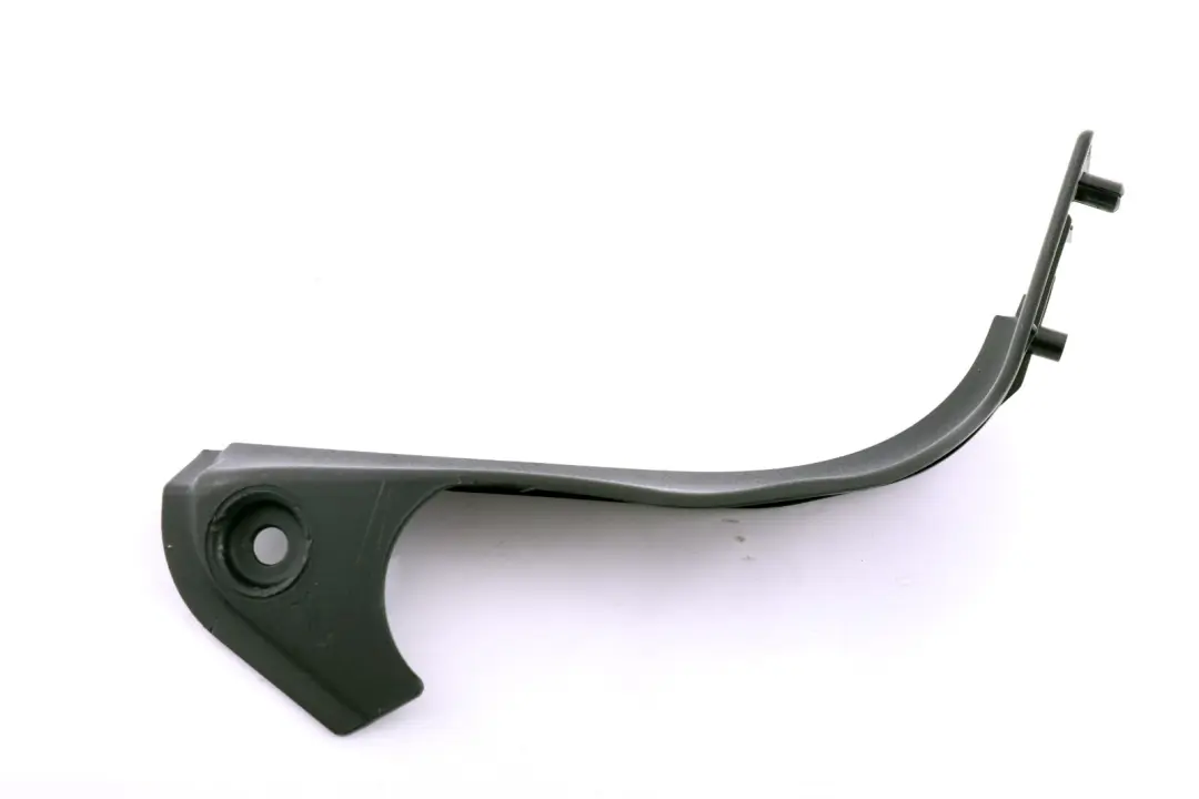 Osłona obudowa bagażnika prawa do BMW E93 o numerze 7157300 BMW E93 Osłona obudowa bagażnika prawa - SKU 7157300 - Numer Części 7157300