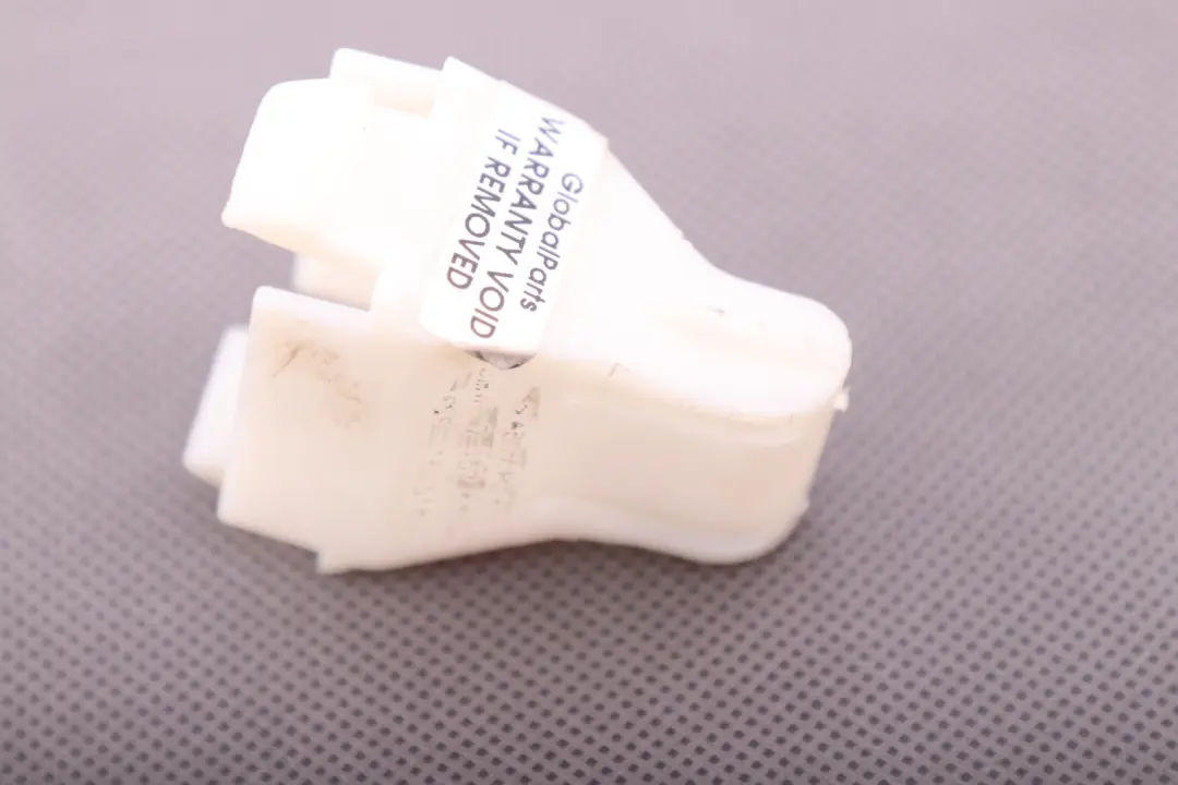 BMW E81 E82 E87 E92 F10 E84 X6 E71 Clip En Asiento Trasero - SKU 7157536 - Número de pieza 7157536