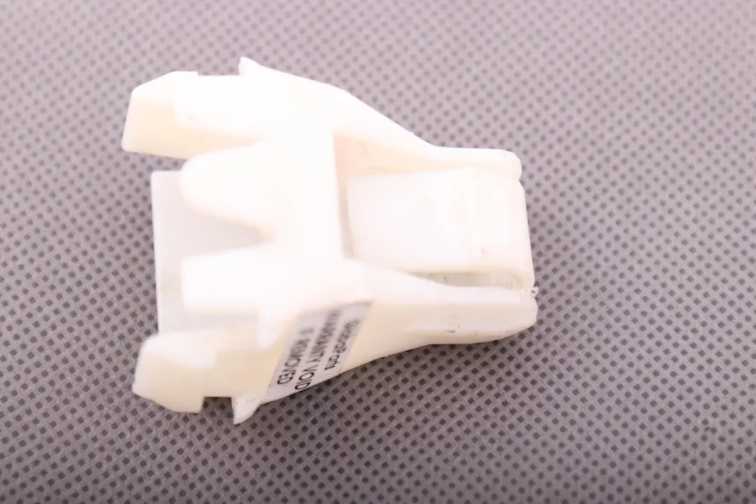 BMW E81 E82 E87 E92 F10 E84 X6 E71 Clip In Sedile Posteriore - SKU 7157536 - Numero di parte 7157536