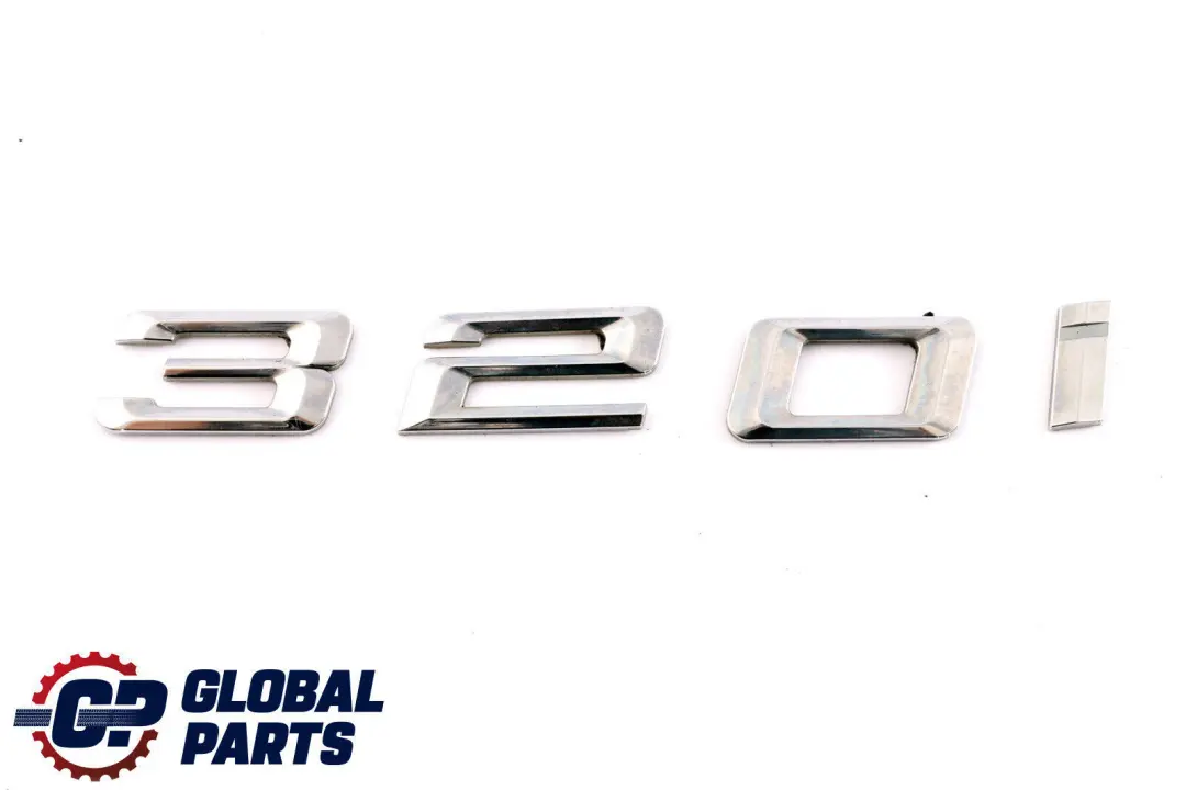 Stemma Incollati Posteriore Bagagliaio Coperchio 320I per BMW E90 E90N con numero di parte 51147157555 BMW E90 E90N Stemma Incollati Posteriore Bagagliaio Coperchio 320I - SKU 7157555 - Numero di parte 51147157555