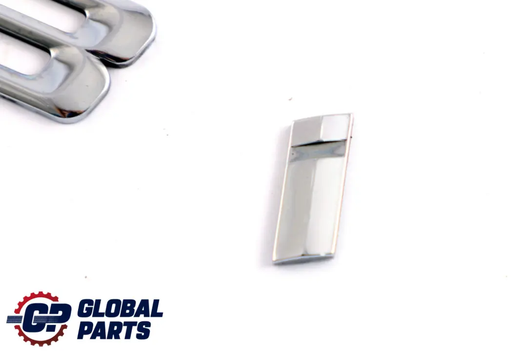 Emblema Adhesivo Para Tapa De Maletero Trasero De Gasolina para BMW E90 330I con número de pieza 7157557 BMW E90 330I Emblema Adhesivo Para Tapa De Maletero Trasero De Gasolina - SKU 7157557 - Número de pieza 7157557