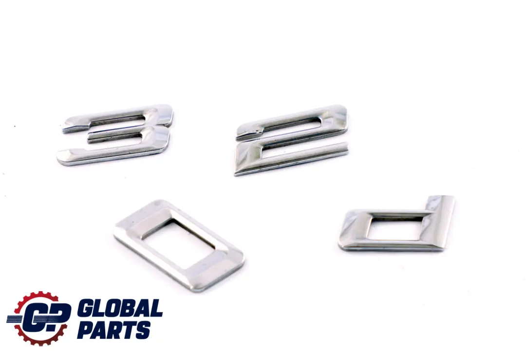 Stemma Emblema Applicato Cofano Posteriore Bagagliaio Con Scritta 320d per BMW E90 con numero di parte 7157558 BMW E90 Stemma Emblema Applicato Cofano Posteriore Bagagliaio Con Scritta 320d - SKU 7157558 - Numero di parte 7157558