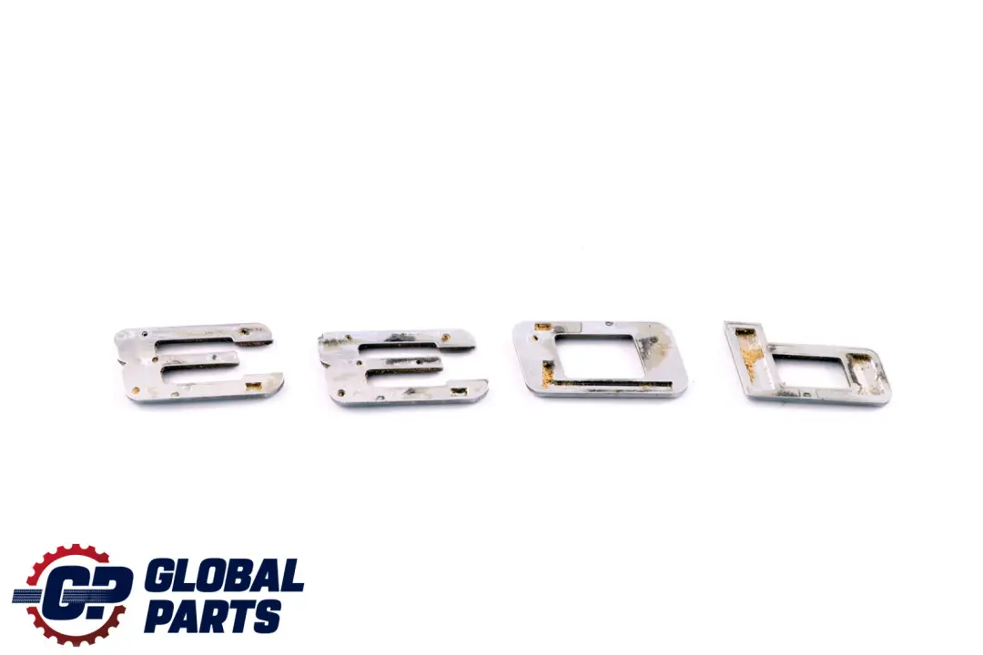 BMW E90 330d Napis Emblemat Znaczek - SKU 7157559 - Numer Części 7157559