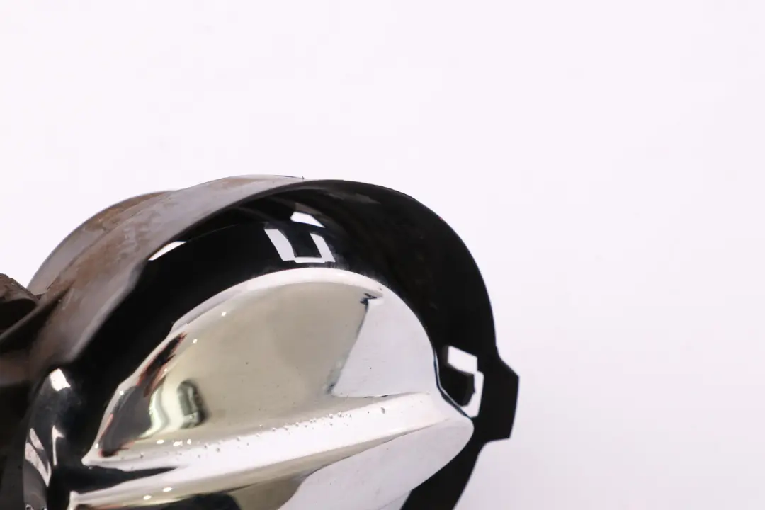 Bisagra Combustible Gasolina Tapa Cromo para Mini Cooper R50 R53 con número de pieza 7158196 Mini Cooper R50 R53 Bisagra Combustible Gasolina Tapa Cromo - SKU 7158196 - Número de pieza 7158196