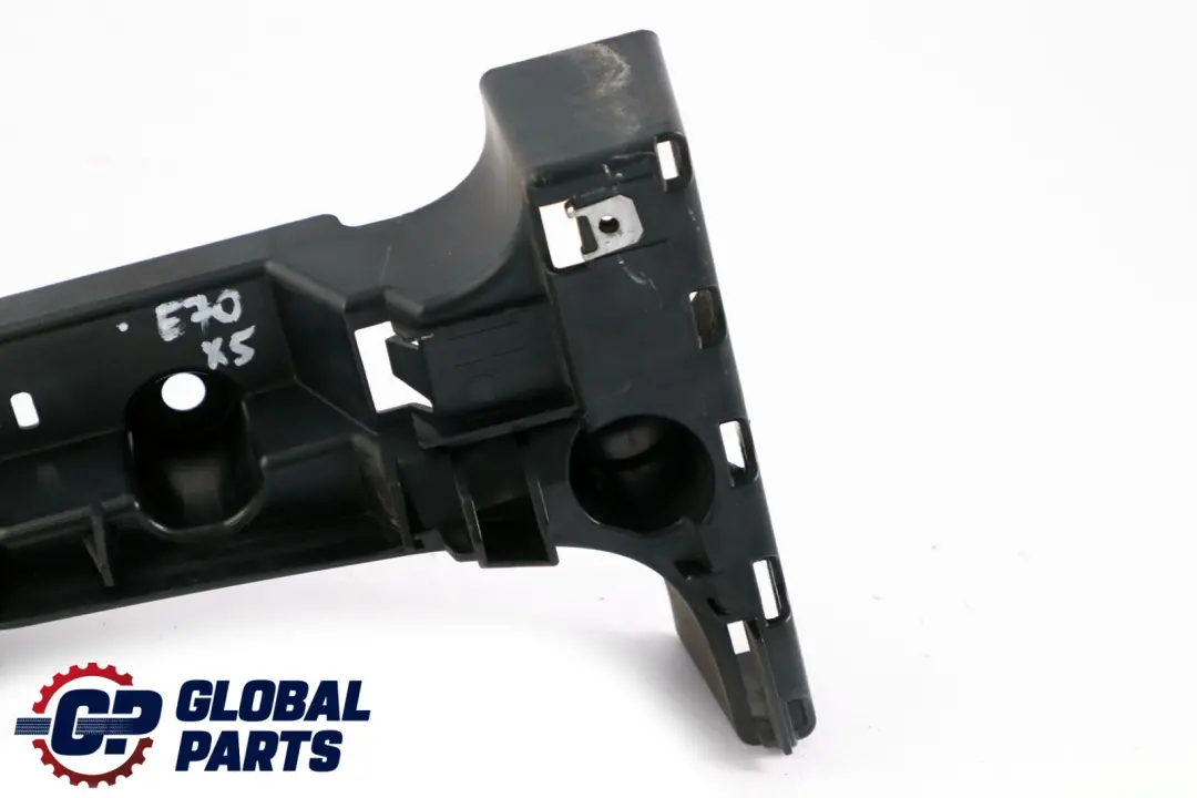 BMW E70 Parachoques Trasero Esquina Derecha Montaje Trim - SKU 7158442 - Número de pieza 7158442