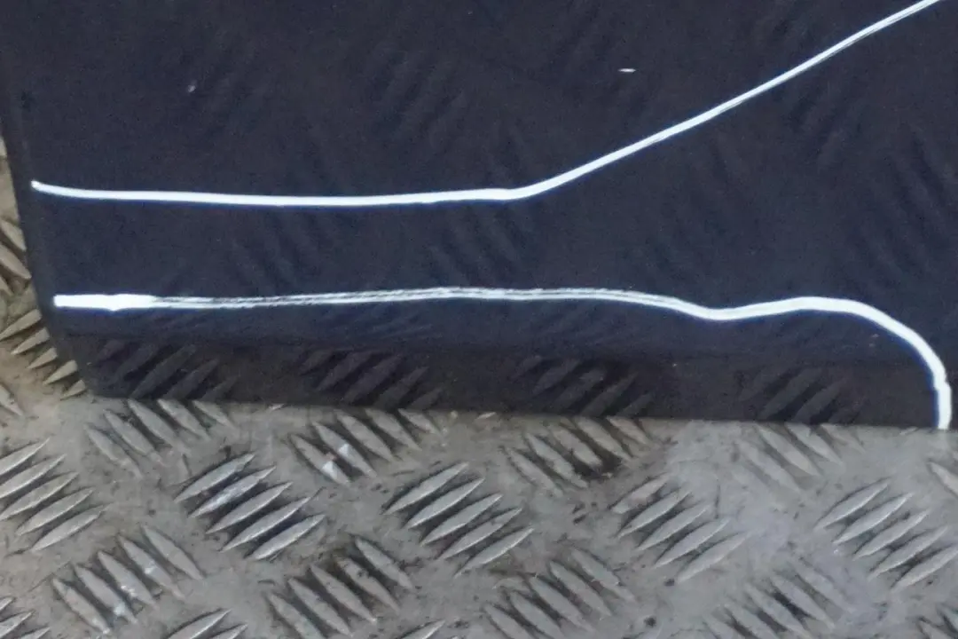 Puerta Trasera Izquierda Tiefseeblau Deep Sea Blue - A76 para BMW E61 Touring con número de pieza 7158501 BMW E61 Touring Puerta Trasera Izquierda Tiefseeblau Deep Sea Blue - A76 - SKU 7158501-DSB - Número de pieza 7158501