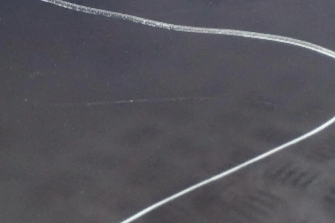 BMW E61 Touring Puerta Trasera Izquierda Tiefseeblau Deep Sea Blue - A76 - SKU 7158501-DSB - Número de pieza 7158501