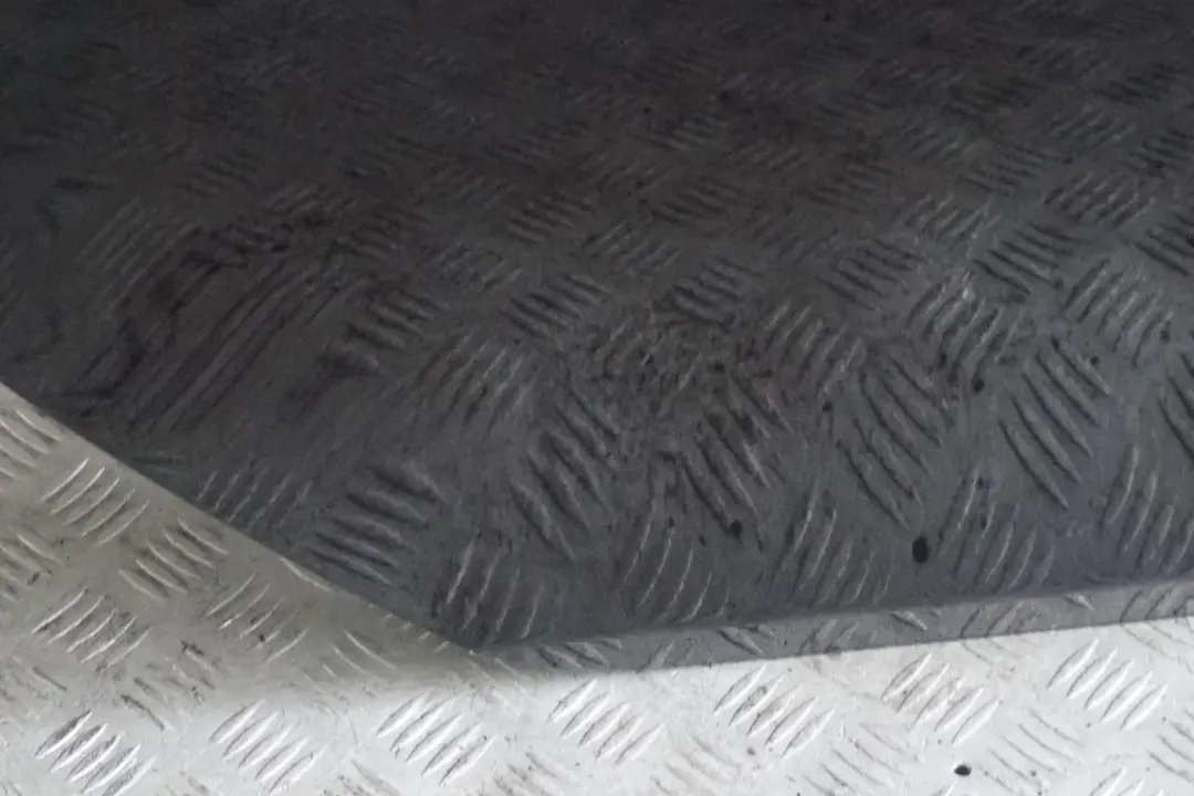 BMW 5 er E61 2 Touring Tür Hinten Rechts Carbonschwarz Carbon Schwarz 416 - SKU 7158502-CAR2 - Teilenummer 7158502