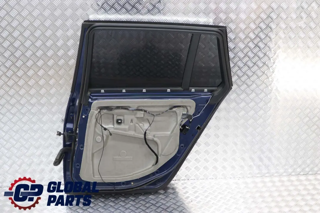 BMW E61 Touring Puerta Trasera Derecha Mysticblau Mystic Blue Metallic - SKU 7158502-MYS - Número de pieza 7158502