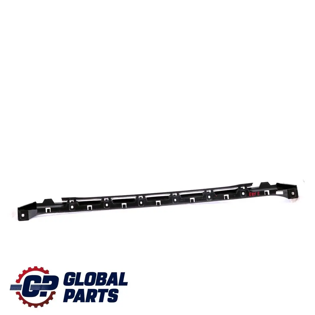 Parachoques trasero Centro Guía Montaje Trim para BMW Z4 E85 Roadster Cabrio con número de pieza 7158875 BMW Z4 E85 Roadster Cabrio Parachoques trasero Centro Guía Montaje Trim - SKU 7158875 - Número de pieza 7158875