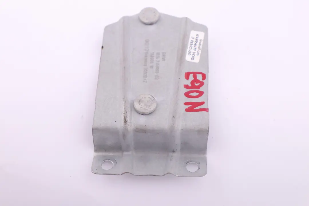 Supporto Unità Controllo BMW E90 E91 E92 E93 LCI Pompa Carburante per con numero di parte 7159165 Supporto Unità Controllo BMW E90 E91 E92 E93 LCI Pompa Carburante - SKU 7159165 - Numero di parte 7159165