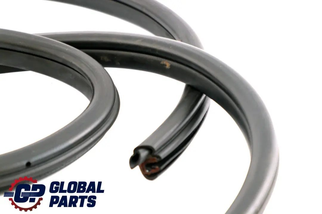 Junta Protección Borde Puerta Trasera Izquierda Derecha 7066618 para BMW E87 con número de pieza 7159212 BMW E87 Junta Protección Borde Puerta Trasera Izquierda Derecha 7066618 - SKU 7159212 - Número de pieza 7159212