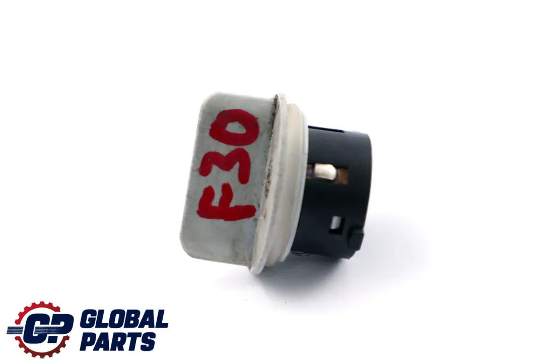 Douille Ampoule Clignotant pour BMW E90 E91 F30 F31 à propos du numéro de pièce 7159570 BMW E90 E91 F30 F31 Douille Ampoule Clignotant - SKU 7159570 - Numéro de pièce 7159570