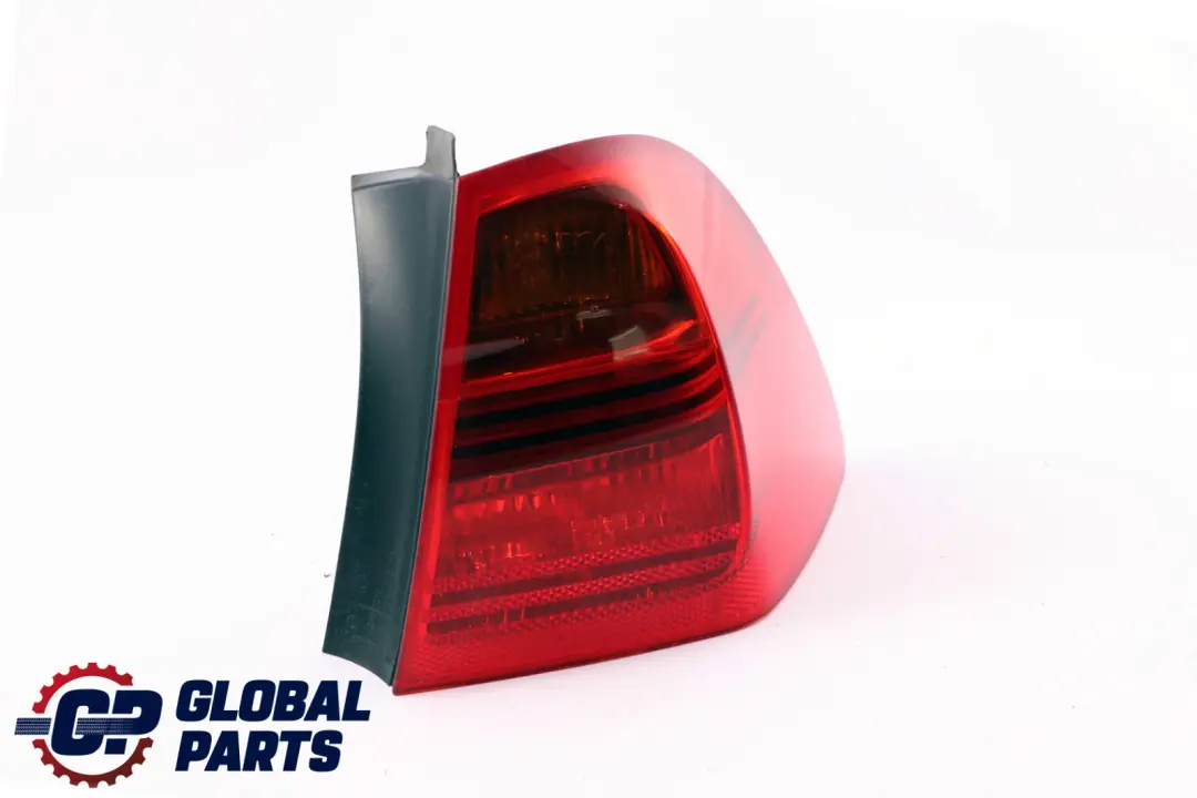BMW E91 Luz Trasera Panel Lateral Derecho - SKU 7160062 - Número de pieza 7160062