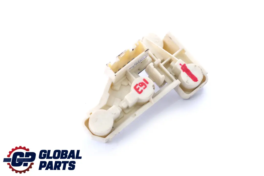 BMW E91 Portalamparas Luz Panel Lateral Trasero Derecho - SKU 7160076 - Número de pieza 7160076