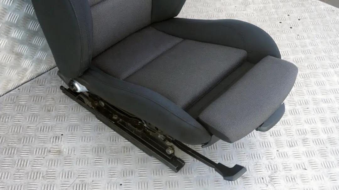 BMW 1 Series E87 Sport Cloth Fabric Interior Front Left N/S Seat Passenger Side - SKU 7160309-1 - Part number 7160309