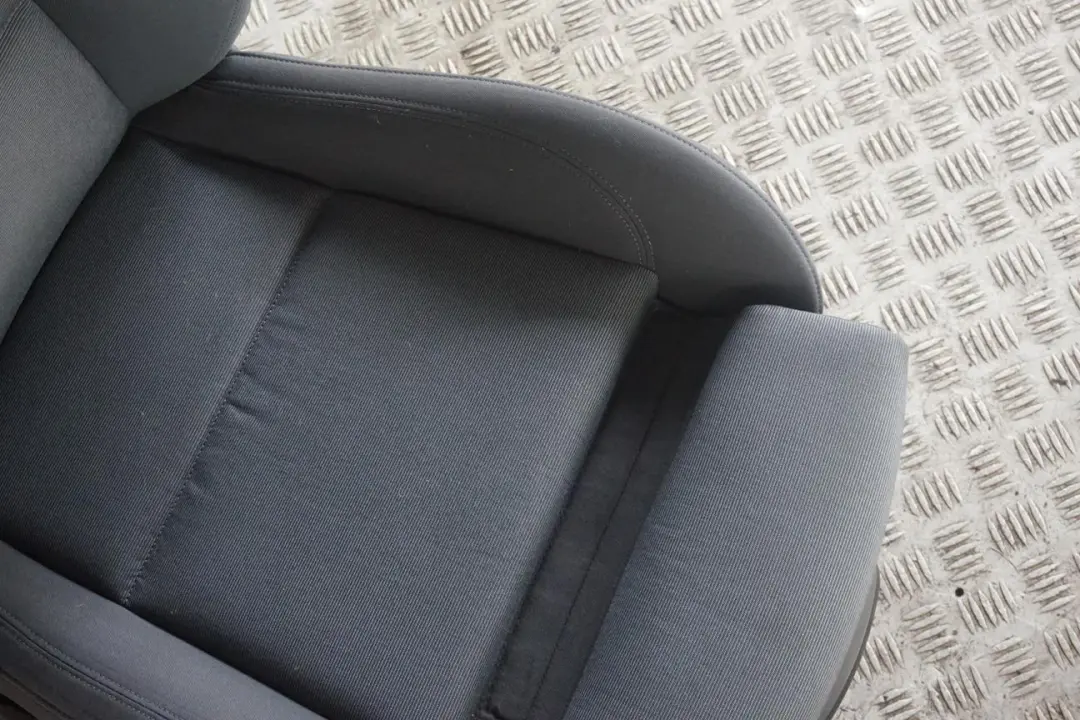 BMW E87 M Sport Cloth Fabric Front Right O/S Seat Moire / Alaska Grau Grey - SKU 7160312 - Part number 7160312