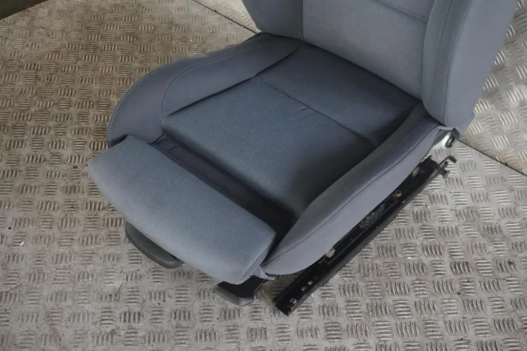 BMW E87 M Sport Cloth Fabric Front Right O/S Seat Moire / Alaska Grau Grey - SKU 7160312 - Part number 7160312