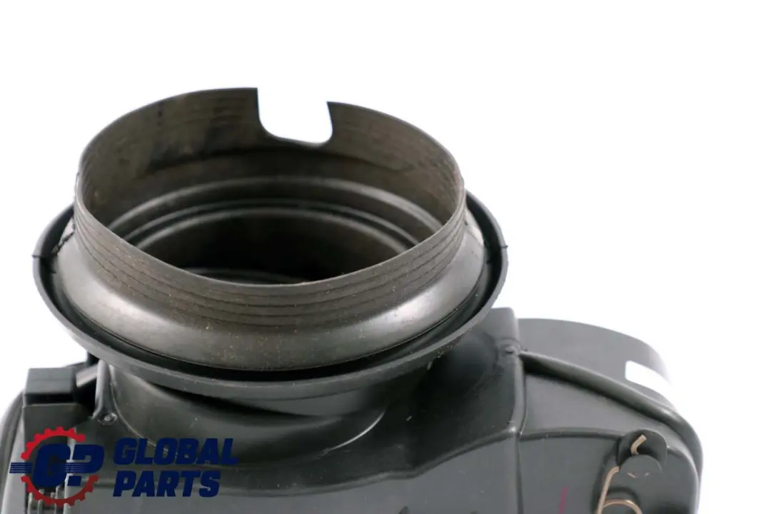 Tapa del deposito De combustible para BMW E70 E70N con número de pieza 7160631 BMW E70 E70N Tapa del deposito De combustible - SKU 7160631 - Número de pieza 7160631