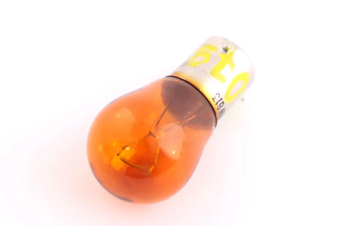 Bombilla Amarilla PY21W 12V 21W para BMW E60 E61 F20 F21 F30 F31 con número de pieza 7160791 BMW E60 E61 F20 F21 F30 F31 Bombilla Amarilla PY21W 12V 21W - SKU 7160791 - Número de pieza 7160791