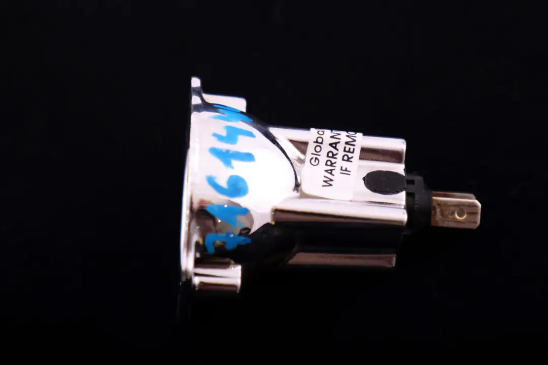 BMW E90 E91 LCI Gniazdo Żarówki Oprawka Lampy Przód Lampa - SKU 7161444 - Numer Części 7161444