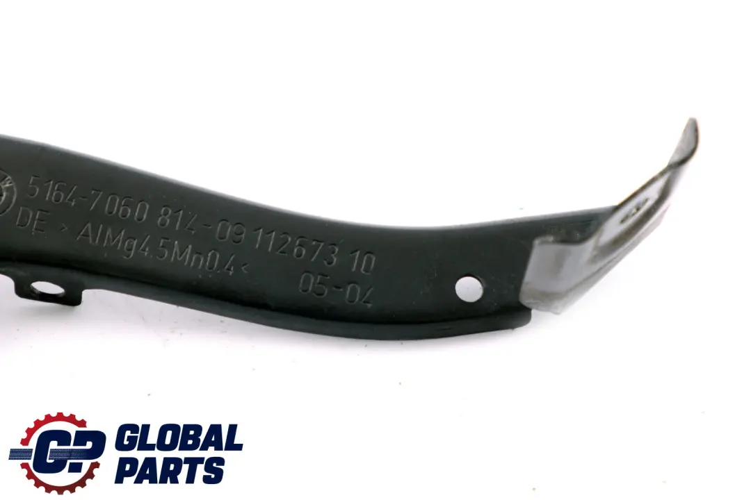 Soporte del Radiador Panel Lateral Inferior Derecho para BMW E60 E61 con número de pieza 51647161452 BMW E60 E61 Soporte del Radiador Panel Lateral Inferior Derecho - SKU 7161452 - Número de pieza 51647161452
