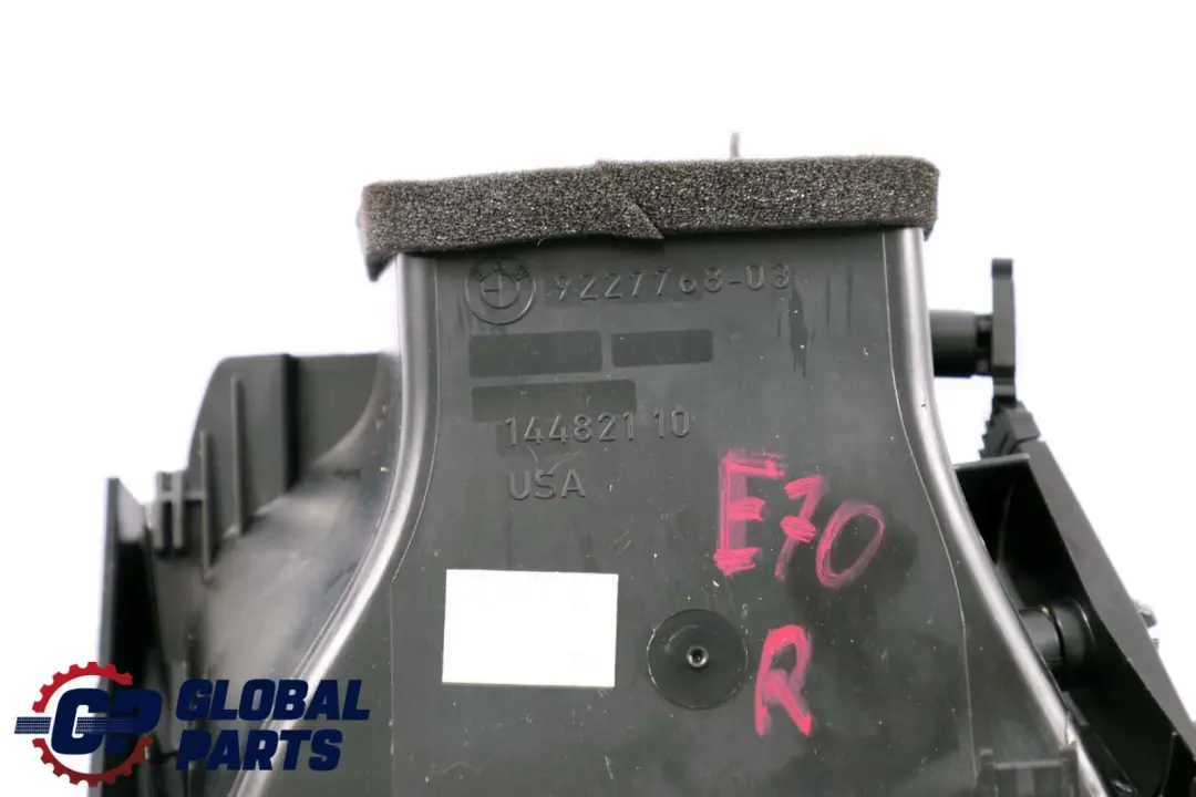 Kratka Nawiewu Wlot Powietrza Prawy Przód do BMW X5 E70 X6 E71 o numerze 7161804 BMW X5 E70 X6 E71 Kratka Nawiewu Wlot Powietrza Prawy Przód - SKU 7161804 - Numer Części 7161804