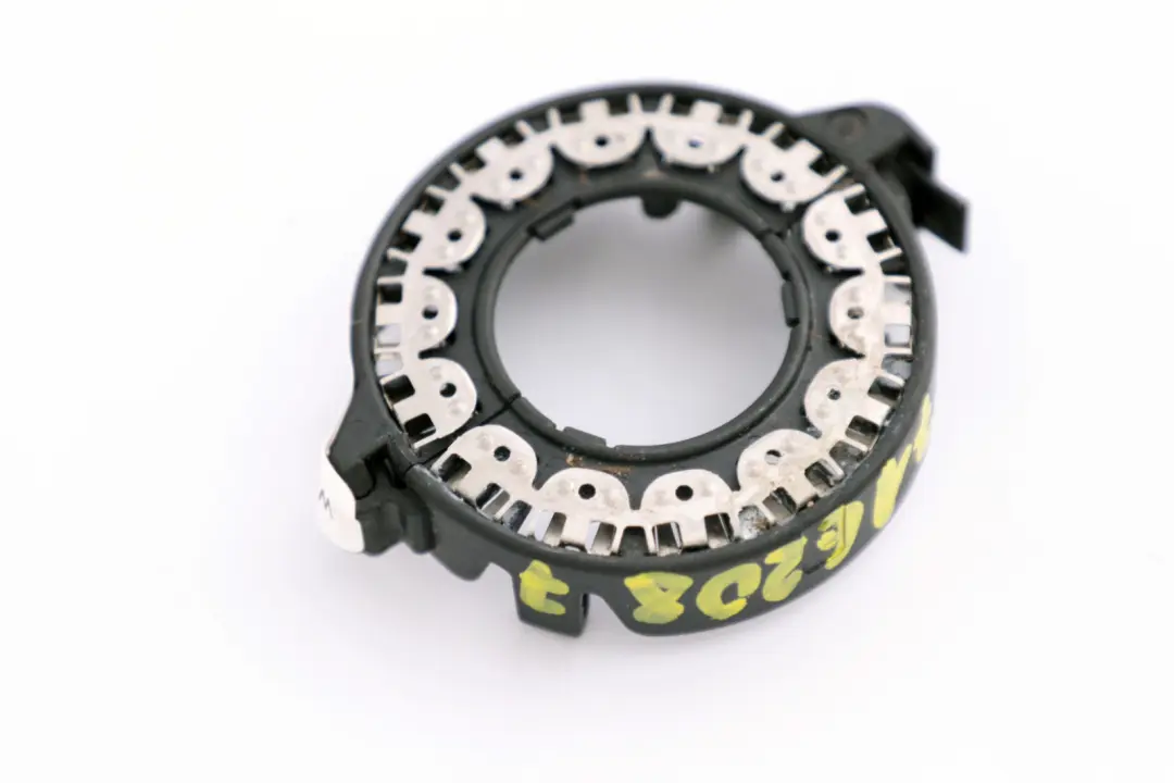 Série 5 7 E60 E61 E65 F10 Support de lampe Xenon 161097 pour BMW à propos du numéro de pièce 7162087 BMW Série 5 7 E60 E61 E65 F10 Support de lampe Xenon 161097 - SKU 7162087 - Numéro de pièce 7162087