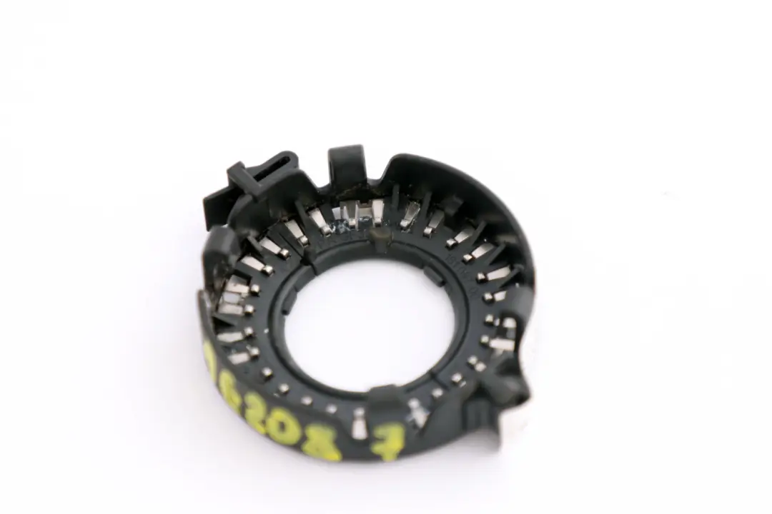 7er E60 E61 E65 F10 Glühbirnenhalterung Halterung Xenonlampe 161097 BMW 5 - SKU 7162087 - Teilenummer 7162087