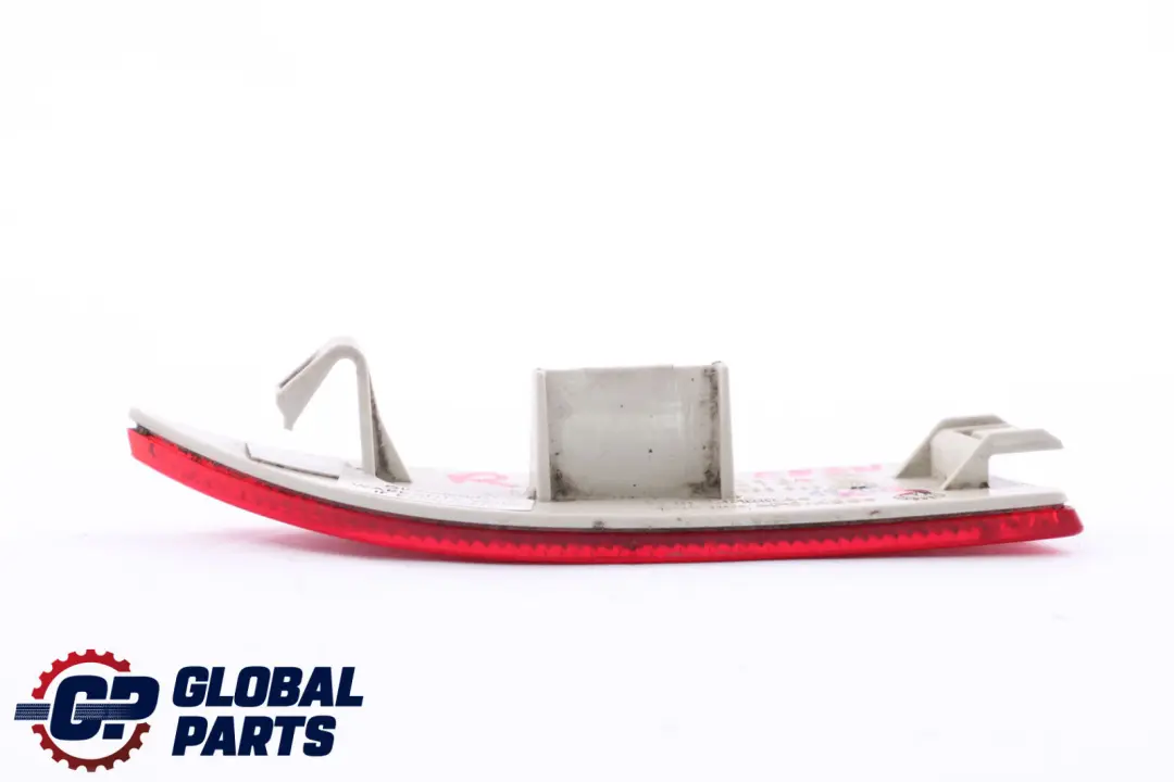 Pare Chocs Arrière Réflecteur Droit pour BMW X3 E83 LCI à propos du numéro de pièce 7162218 BMW X3 E83 LCI Pare Chocs Arrière Réflecteur Droit - SKU 7162218 - Numéro de pièce 7162218