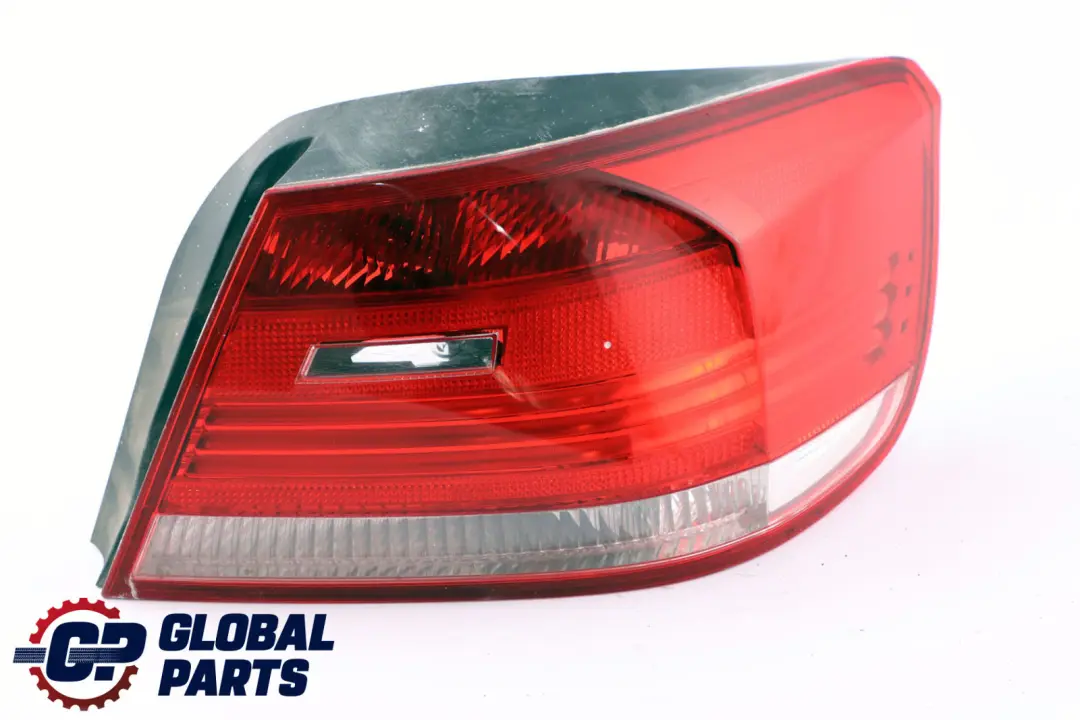 Heckleuchte Seitenwand Rechts für BMW 3 er E93 mit Teilenummer 7162302 BMW 3 er E93 Heckleuchte Seitenwand Rechts - SKU 7162302 - Teilenummer 7162302