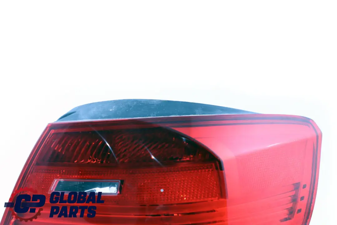 Heckleuchte Seitenwand Rechts für BMW 3 er E93 mit Teilenummer 7162302 BMW 3 er E93 Heckleuchte Seitenwand Rechts - SKU 7162302 - Teilenummer 7162302