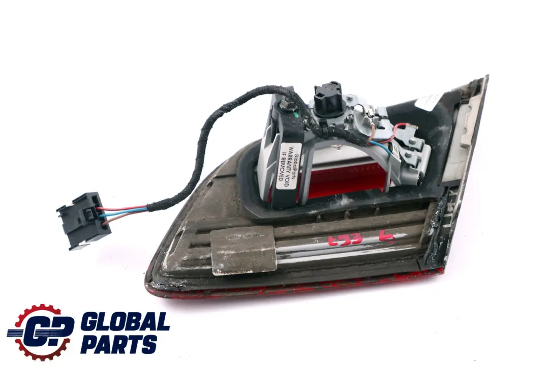 Luz En La Tapa Del Maletero Trasera Izquierda 6321 para BMW E93 con número de pieza 7162303 BMW E93 Luz En La Tapa Del Maletero Trasera Izquierda 6321 - SKU 7162303 - Número de pieza 7162303