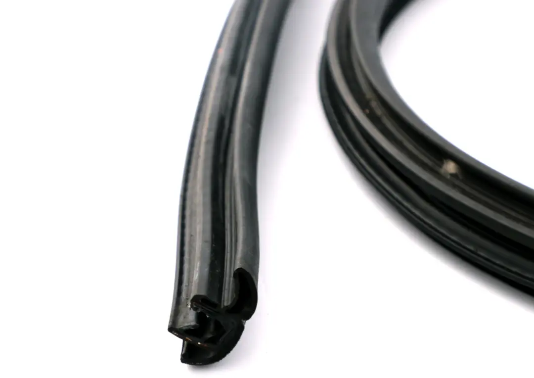 BMW 3 Series E93 E93N LCI Cabrio Door Weatherstrip Seal Left Front N/S - SKU 7162403 - Part number 7162403